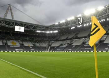 Γιουβέντους – Νάπολι: Παραμένει το 3-0 για τους μπιανκονέρι και το -1 για τους παρτενοπέι
