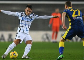 Βερόνα – Ιντερ 1-2: Κορυφή με 7×7 και περιμένει
