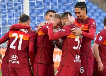 Ρόμα – Σπέτσια 4-3: Απίθανη νίκη στο 92′ με Πελεγκρίνι