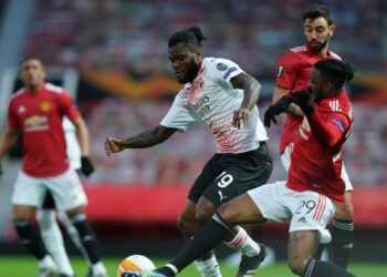 Μάντσεστερ Γιουνάιτεντ – Μίλαν 1-1: Θα προκριθεί στο San Siro!