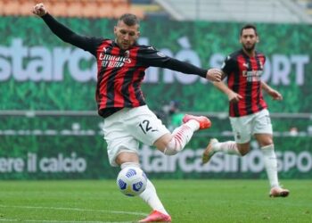 Μίλαν – Τζένοα 2-1: Με το… πρώτο γκολ του Σκαμάκα οι Ροσονέρι