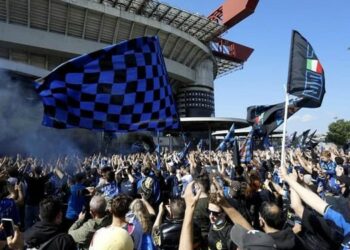 ΒΙΝΤΕΟ: Αρχισε το πάρτι των οπαδών της Ιντερ έξω από το Μεάτσα