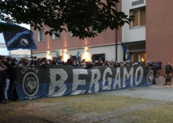 Οπαδοί Αταλάντα προς την ομάδα: «Να χάσετε από τη Μίλαν»