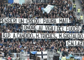Ο ξεχωριστός λόγος που οι Ιταλοί ultras λατρεύουν τους πυροσβέστες