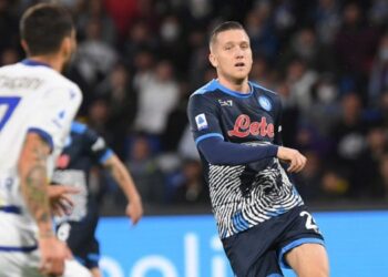 Νάπολι – Βερόνα 1-1: Της έκανε και πάλι ζημιά (vid)