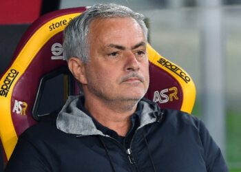 Πόλεμος Μουρίνιο με παίκτες: «Να πάτε στη Serie C» – «Μεγάλος προπονητής στα λόγια»