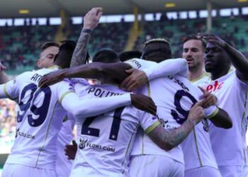 Βερόνα – Νάπολι 1-2: Ζωντανή για τίτλο με Οσιμέν (vid)
