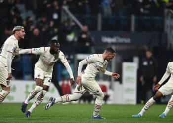 Κάλιαρι – Μίλαν 0-1: Φαβορί για το πρωτάθλημα! (vid)