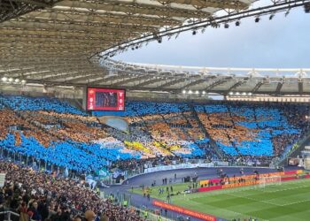 Ρόμα – Λάτσιο: Μαγεία οι coreo των ultras των δύο ομάδων (pics)