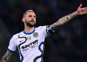 Μπολόνια – Ιντερ 2-1: Αγκαλιά με το πρωτάθλημα η Μίλαν! (vid)