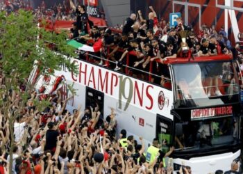 «Βάλτε το Coppa Italia στον κ@@@ σας» – Πλακάτ των παικτών της Μίλαν για την Ιντερ (pic)