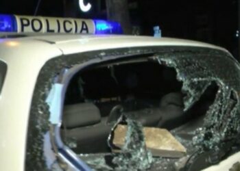 Χαμός στα Τίρανα: 80 οπαδοί της Ρόμα γύρισαν Ιταλία – Εκλεψαν μαχαίρια από εστιατόρια