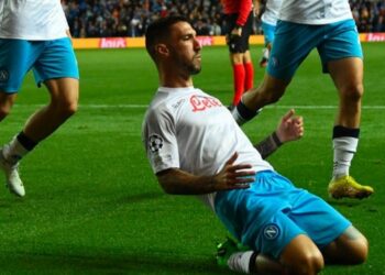 Ρέιντζερς – Νάπολι 0-3: Αεράτη προς τους «16» (vid)