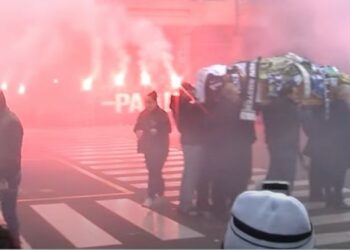 Χαμός στο Μιλάνο στην κηδεία του «Αντζελόνε» των ultras της Γιουβέντους (vids)
