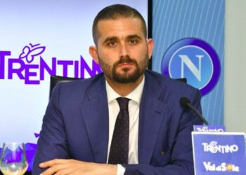 Νάπολι: Οπαδοί πήγαν να δείρουν τον γιο του Ντε Λαουρέντις