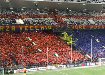 Η Τζένοα πετάει και οι ultras πλακώθηκαν μεταξύ τους – Τραυματίες και συλλήψεις