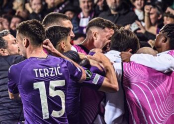 Φιορεντίνα – Λεχ Πόζναν 2-3: Με άγχος στους «4» του Conference League