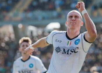 Λέτσε – Νάπολι 0-4: H πρωταθλήτρια είναι εδώ!