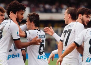 Βερόνα – Νάπολι 1-3: Νίκη-ανάσα με «Κβάρα»