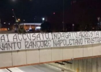 Ultras Γιουβέντους: Γέμισε πανό για τον αθλητικό διευθυντή το Τορίνο (pics)