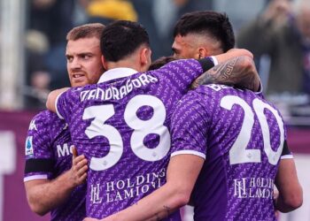 Φιορεντίνα – Φροζινόνε 5-1: Σκόραρε ο Μπελότι ξέσπασαν οι Βιόλα