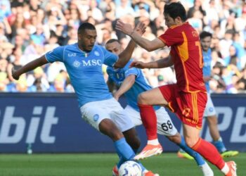 Νάπολι – Ρόμα 2-2: Χαμός για την έξοδο στο Champions League