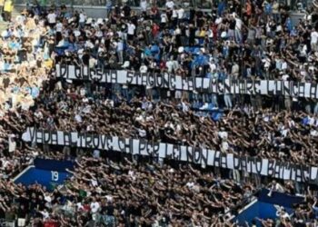 Νάπολι: Με πανό και συνθήματα κατά διοίκησης-παικτών έκλεισε η σεζόν