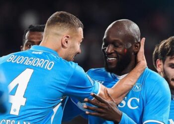 Νάπολι – Ρόμα 1-0: Ο Λουκάκου την κράτησε στην κορυφή (vid)