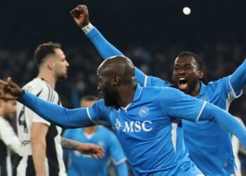 Νάπολι – Γιουβέντους 2-1: Φουλ για πρωτάθλημα!