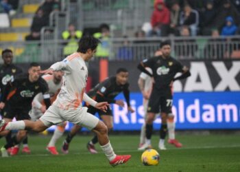 Βενέτσια – Ρόμα 0-1: Εκτελεστής Ντιμπάλα