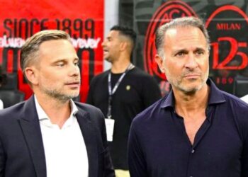 Μίλαν: Σχεδιάζει το μέλλον ο άνθρωπος που δεν μπορεί να απολυθεί
