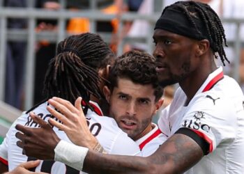 Βενέτσια – Μίλαν 0-2: Με φόρα από το ντέρμπι