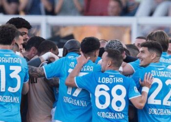 Λέτσε – Νάπολι 0-1: Αγκαλιά με το πρωτάθλημα!