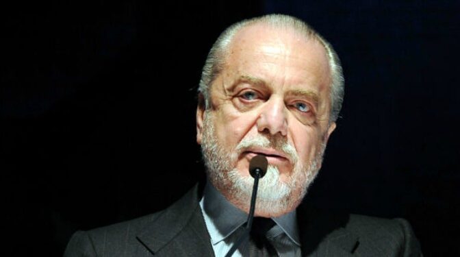Νάπολι: Γκρίνια Ντε Λαουρέντις για Κόντε – «Αυτό του χρεώνει»
