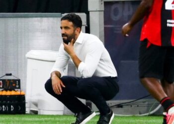 Μίλαν: «Κίτρινη κάρτα» στον Αμορίμ – Οι 9 αγώνες-φωτιά
