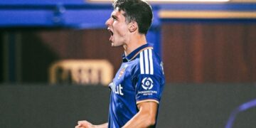 Κόμο – Μάντσεστερ Γιουνάιτεντ 4-1: Τη διέλυσε με killer Δουβίκα